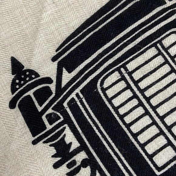 HERMES Triangle Geant - Beige Dark Navy Brown Cashmere Silk Scarf 955-072325 - Picture 3 of 6